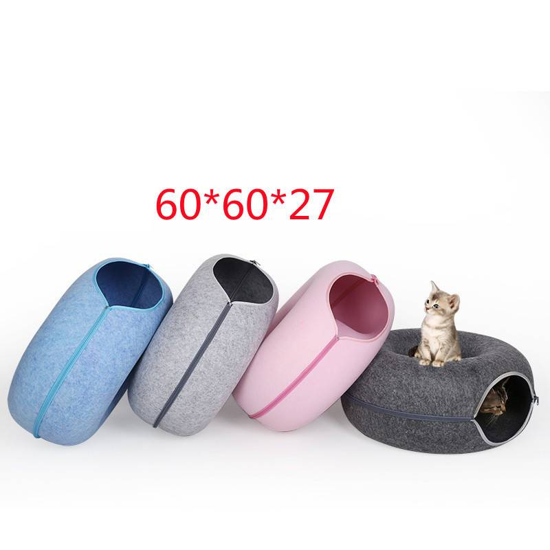 Cuccia e tunnel a forma di ciambella per gatti