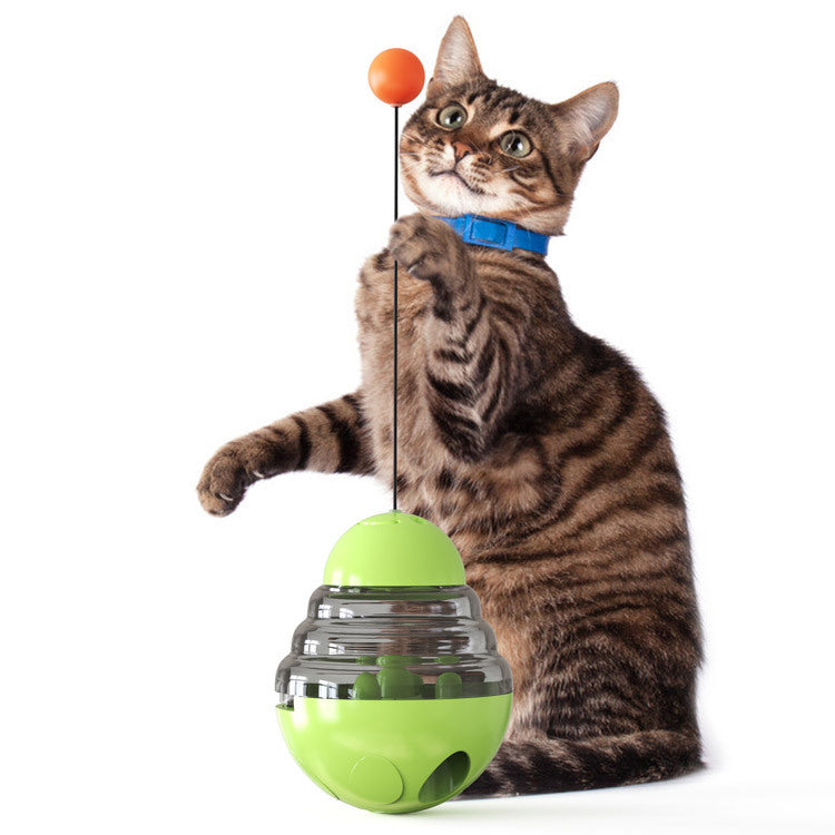 Articoli per animali domestici: Giocattolo oscillante e distributore di croccantini per gatti