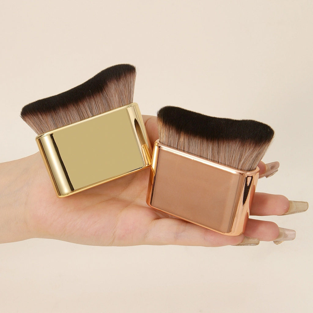 Large Wave Foundation Makeup Brush